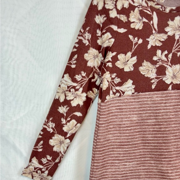 Women’s Tie Waisted Long Sleeve Eyeshadow Casual Top / Medium - Picture 3 of 7